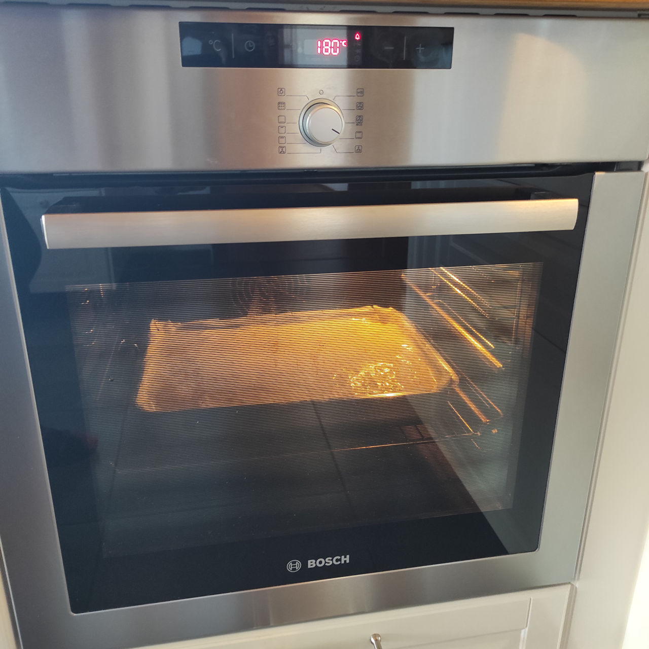 Frissen sült vargabéles